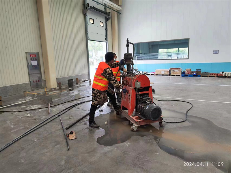 安源厂房地面下沉塌陷注浆加固施工